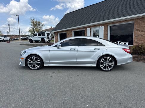 Used 2016 Mercedes-Benz CLS 400 4MATIC w/ Premium 1 Package image 12