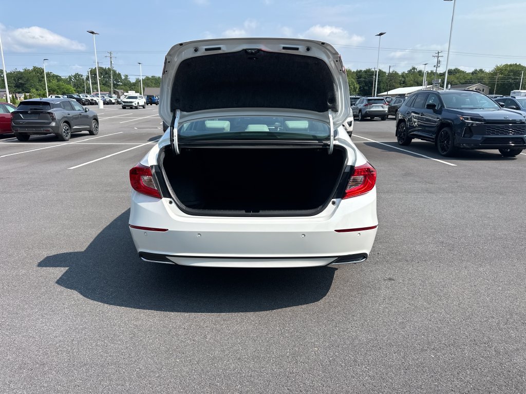 Used 2022 Honda Accord EX-L image 12