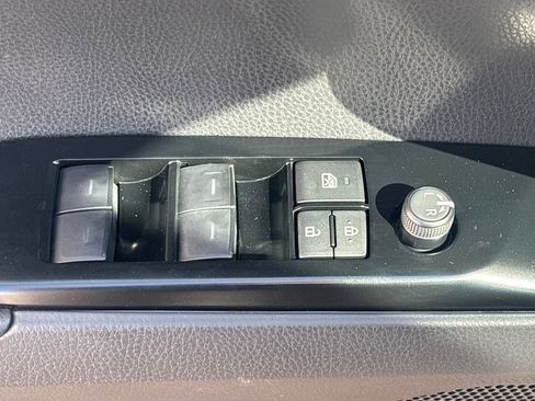 New 2026 Toyota Camry SE image 7