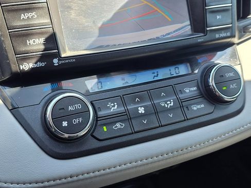 Used 2016 Toyota RAV4 XLE image 36