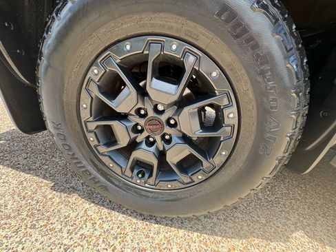 Used 2023 Nissan Frontier Pro-X w/ Pro-X Premium Package RWD image 31