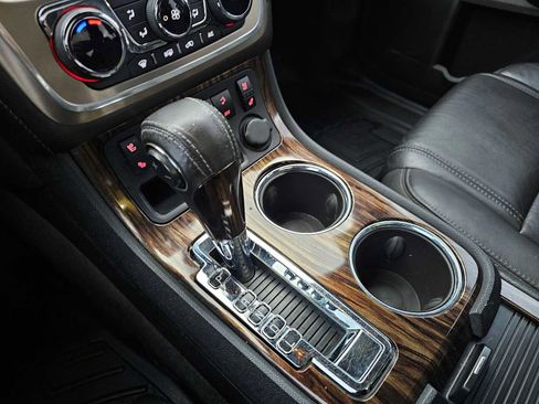 Used 2014 GMC Acadia Denali image 30