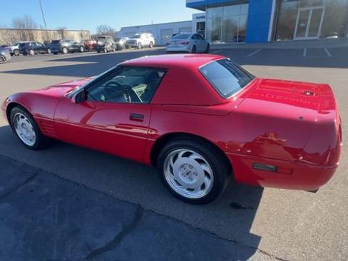 Used 1991 Chevrolet Corvette Convertible image 6