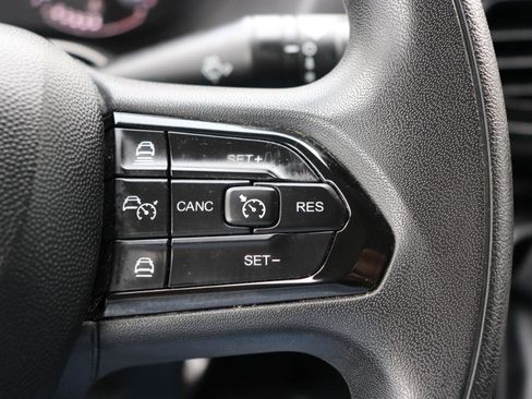 Used 2025 RAM ProMaster 2500 w/ Convenience Group image 28