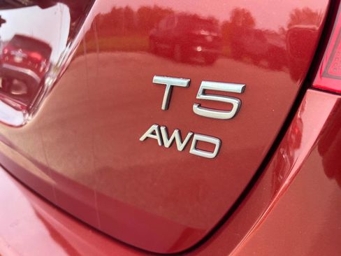 Used 2015 Volvo V60 T5 Premier Plus image 32