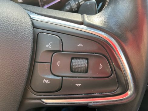 Used 2022 Buick Envision Essence w/ Sport Touring Package image 14