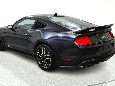 Used 2021 Ford Mustang GT RWD image 5