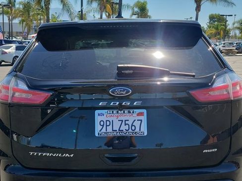 Used 2022 Ford Edge Titanium w/ Equipment Group 301A AWD/4WD image 27