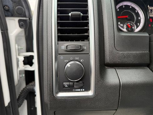 Certified 2024 RAM 1500 Classic SLT image 19