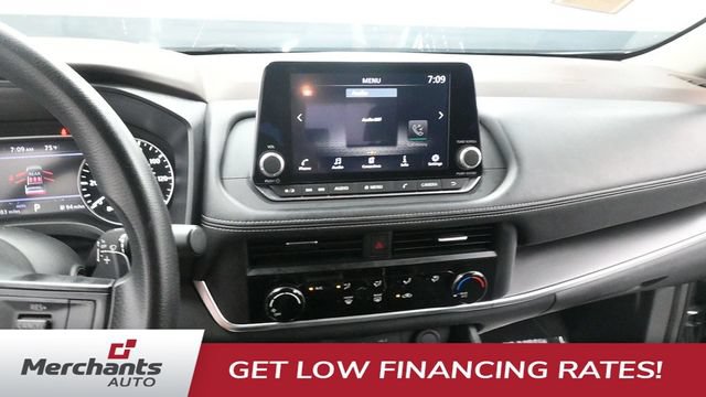 Used 2023 Nissan Rogue S AWD/4WD image 19