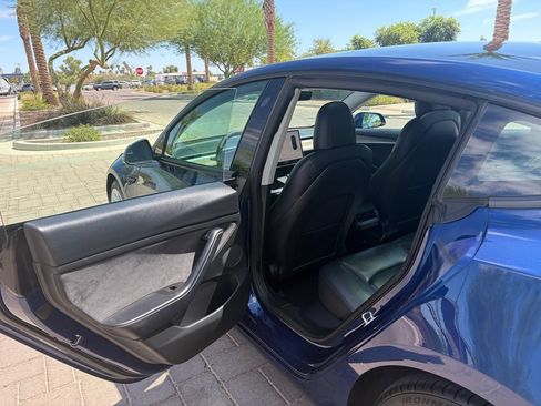 Used 2023 Tesla Model 3 Standard Range RWD image 10