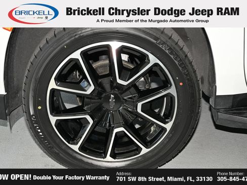 Used 2023 Chevrolet Suburban RST RWD image 42