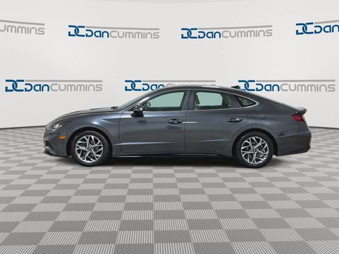 Used 2023 Hyundai Sonata SEL w/ Preferred Accessory Package FWD image 5