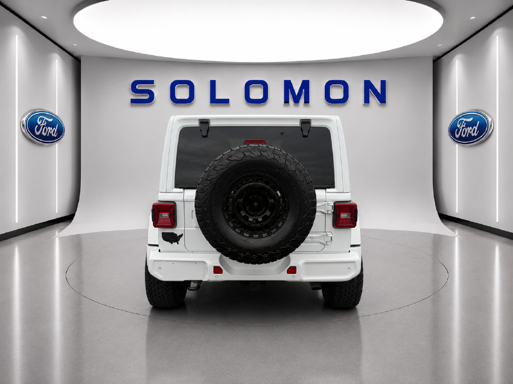 Used 2021 Jeep Wrangler Unlimited Sahara AWD/4WD image 6