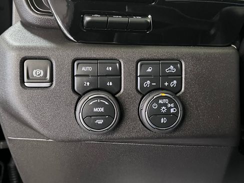 Used 2024 Chevrolet Silverado 2500 ZR2 w/ ZR2 Bison Edition image 28