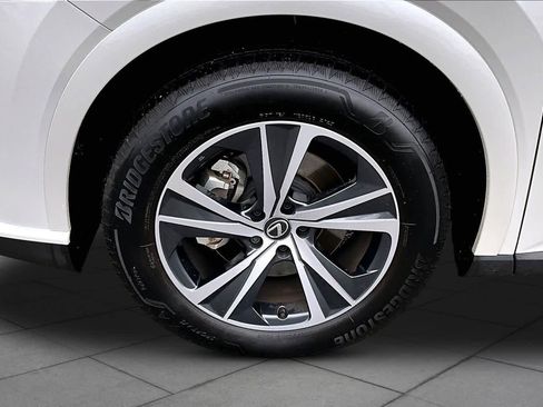 Used 2025 Lexus RX 350 Premium w/ Accessory Package (Z1) FWD image 10