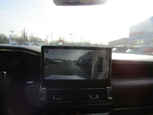 Used 2022 Lincoln Navigator Black Label image 13