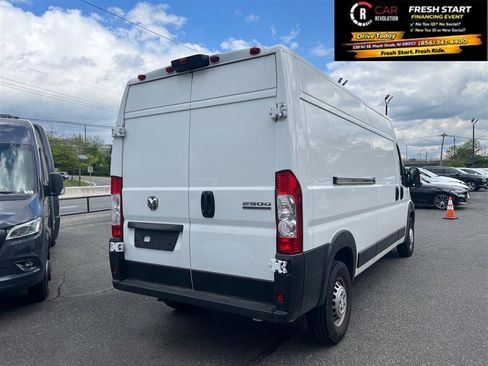 Used 2025 RAM ProMaster 2500 w/ Convenience Group image 7