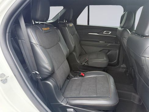 New 2026 Ford Explorer Tremor image 18