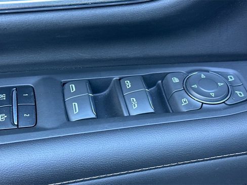 Used 2022 Chevrolet Tahoe High Country image 15