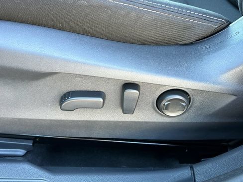 Certified 2022 Subaru Outback Premium AWD/4WD image 11