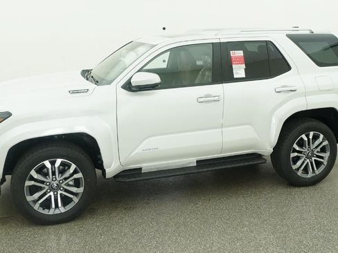 New 2026 Toyota 4Runner Limited AWD/4WD image 2
