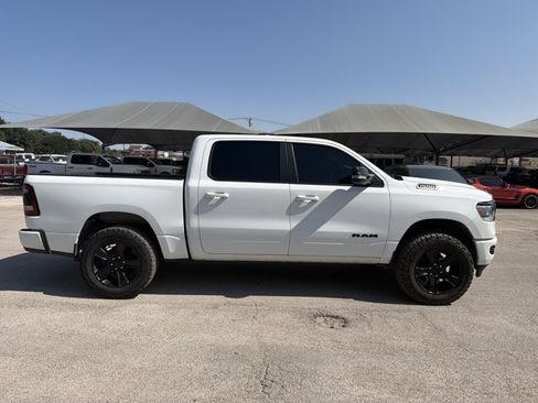 Used 2021 RAM 1500 Big Horn AWD/4WD image 6