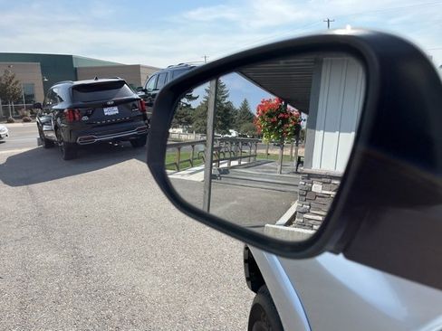 Used 2024 Toyota 4Runner TRD Off-Road Premium image 27