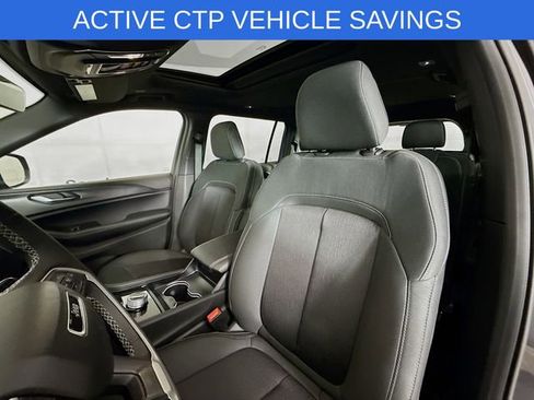 New 2025 Jeep Grand Cherokee L Laredo image 20