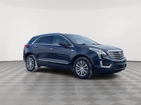 Used 2017 Cadillac XT5 Luxury w/ Driver Awareness Package image 2