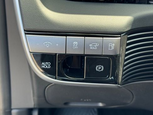 New 2025 Hyundai Ioniq 5 SEL image 28