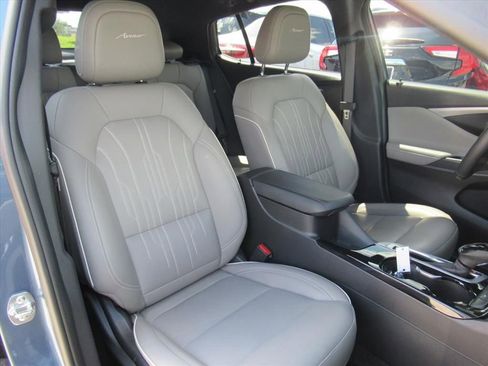 Used 2024 Buick Envista Avenir FWD image 8