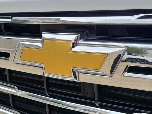 Certified 2024 Chevrolet Silverado 2500 LTZ AWD/4WD image 29