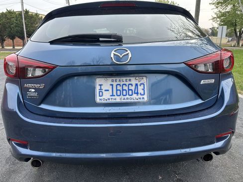 Used 2017 MAZDA MAZDA3 Grand Touring w/ Premium Equipment Package image 7