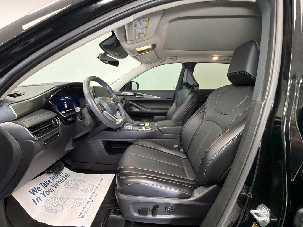 Used 2024 INFINITI QX60 Luxe AWD/4WD image 3