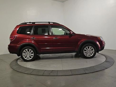 Used 2012 Subaru Forester 2.5X Limited AWD/4WD image 7