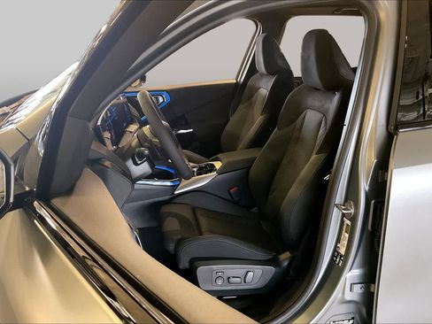 New 2026 BMW X3 xDrive30 w/ Premium Package AWD/4WD image 9