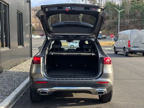 Used 2025 Mercedes-Benz GLA 250 4MATIC image 56