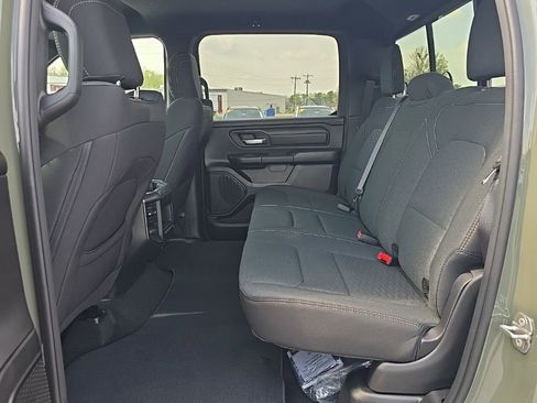 New 2026 RAM 1500 Express AWD/4WD image 21