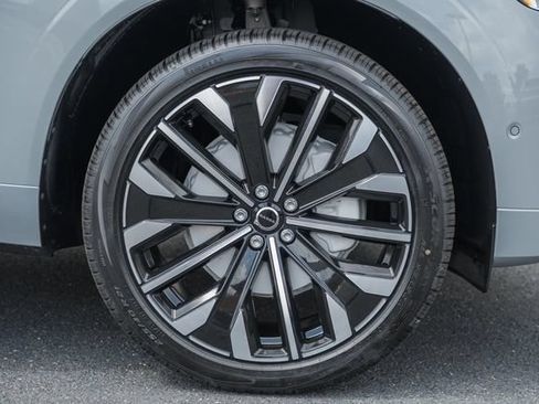 New 2027 Volvo XC60 B5 Ultra AWD/4WD image 18