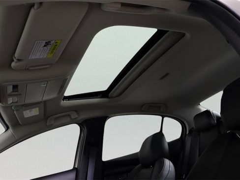 New 2025 MAZDA MAZDA3 2.5 Turbo Sedan w/Premium Plus image 42