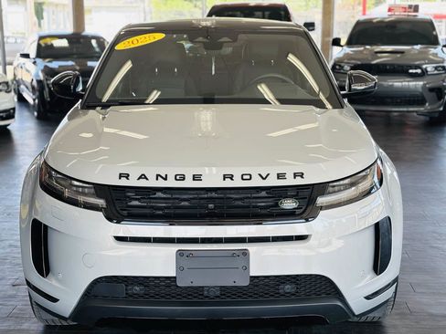 Used 2025 Land Rover Range Rover Evoque S AWD/4WD image 16