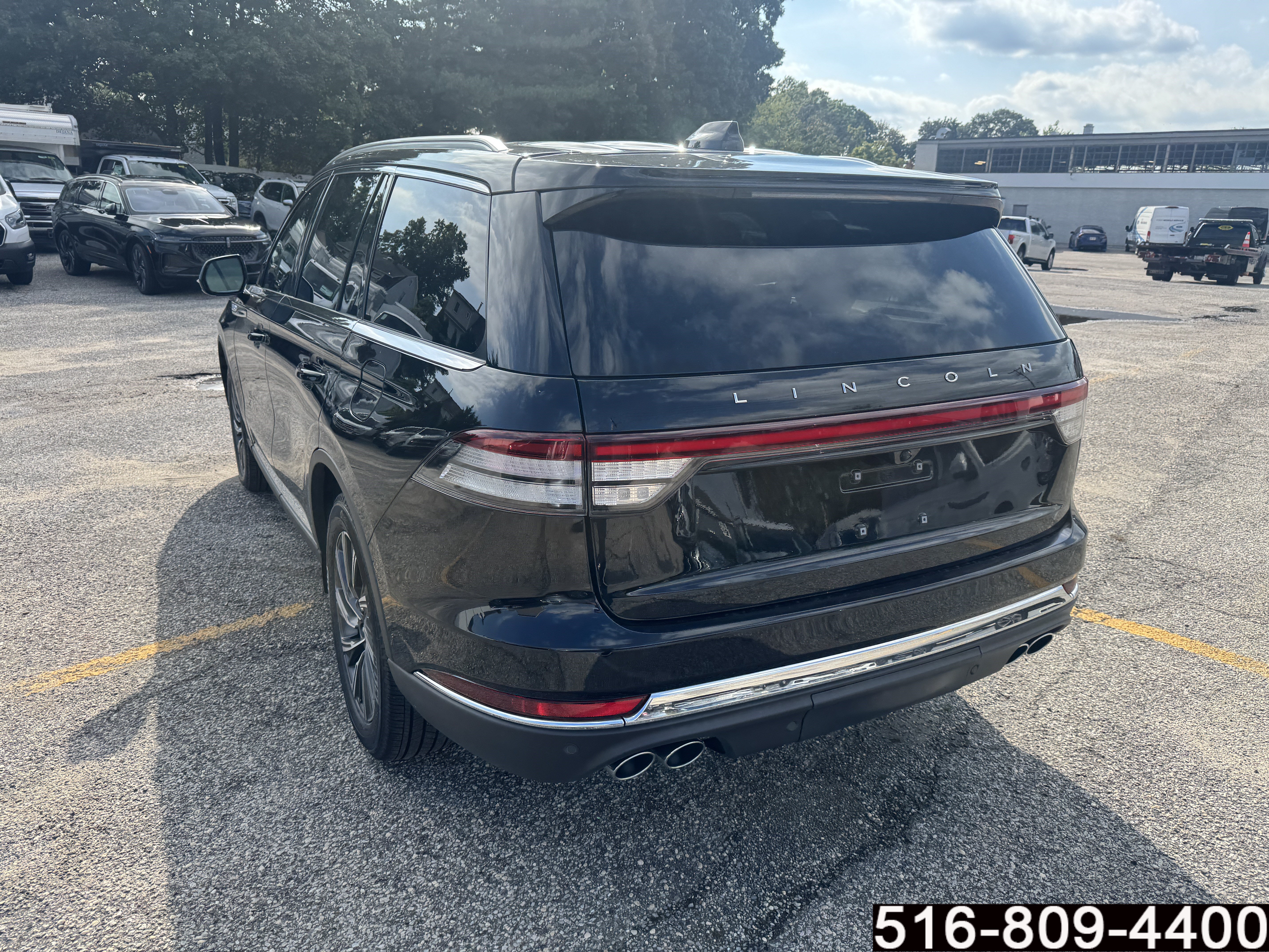 Used 2026 Lincoln Aviator AWD image 7