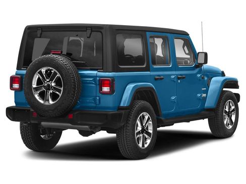 Used 2022 Jeep Wrangler Unlimited Sahara AWD/4WD image 2