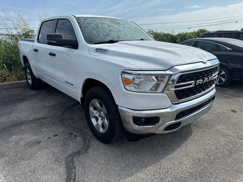 Used 2023 RAM 1500 Lone Star AWD/4WD image 1