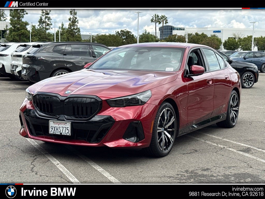 Used 2026 BMW 530i w/ M Sport Package RWD image 1