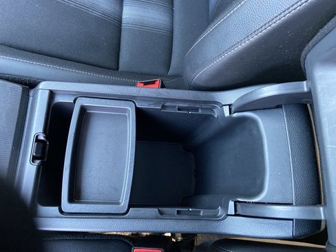 Used 2025 Honda Civic Sport image 40