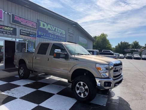 Used 2011 Ford F250 Lariat w/ Lariat Interior Pkg AWD/4WD image 4