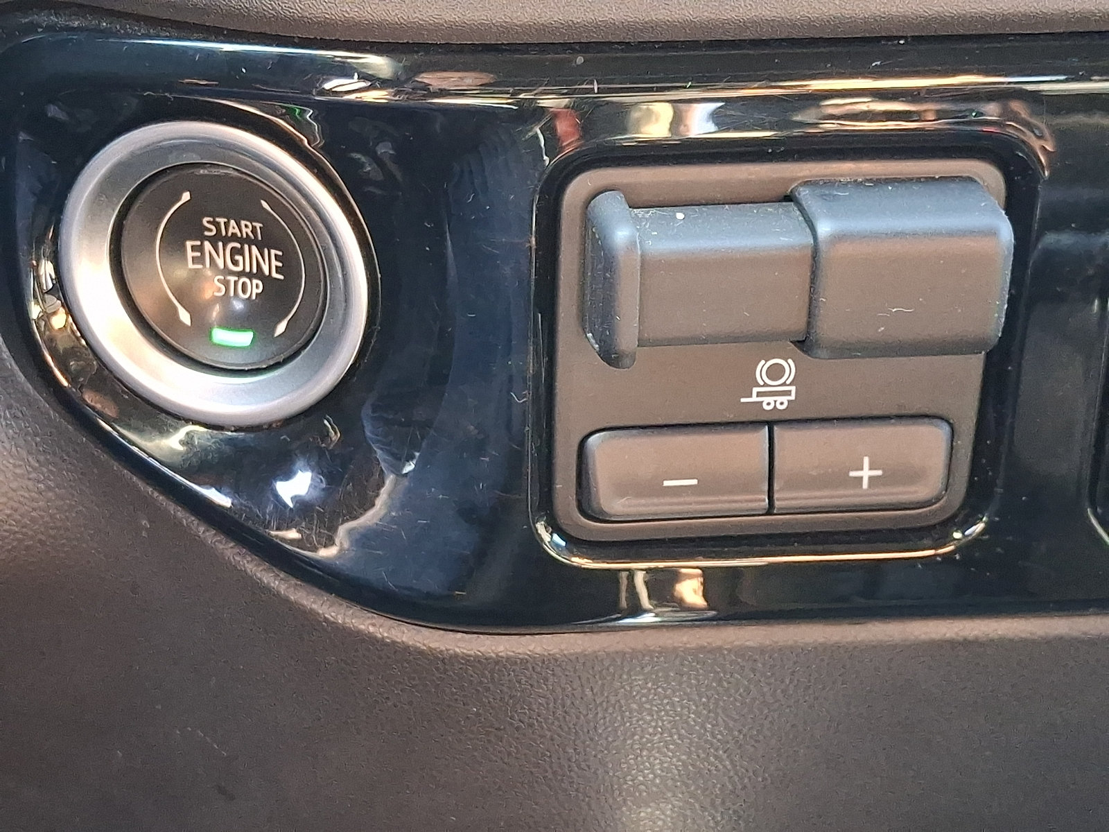 Certified 2023 Chevrolet Silverado 1500 LT Trail Boss w/ LT Trail Boss Premium Package AWD/4WD image 25