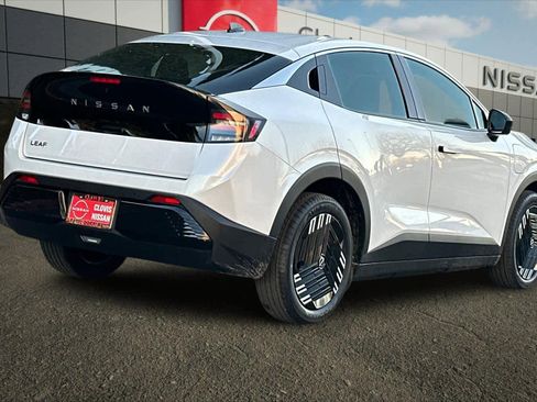 New 2026 Nissan Leaf image 3